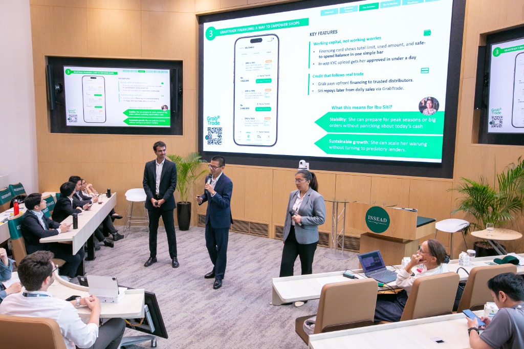 Team Barcelona pitching GrabTrade at the INSEAD Product Games finale